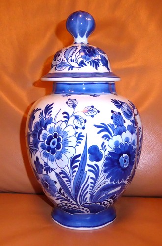 Royal delft de porceleyne - delft,