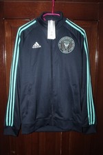 Giacca nuova con etichette