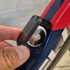 Porta Airtag Pinarello Dogma