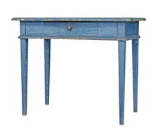 Tavolino svedese dipinto a mano XIX secolo