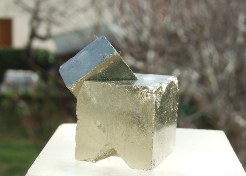 Minerali grezzi - -,