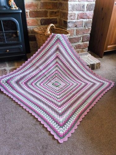 Large handmade crochet - large,
