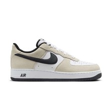 Nike Air Force 1' 07 LV8