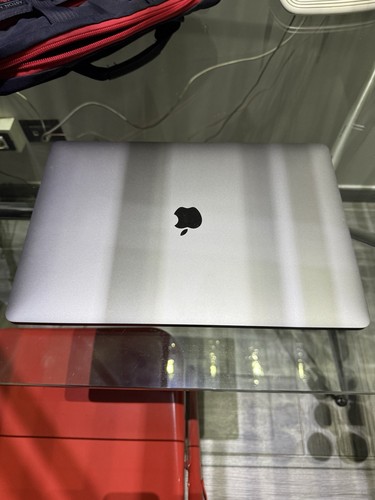Macbook pro touchbar - pro, 15