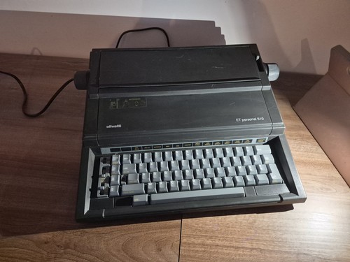 Macchina scrivere olivetti - scrivere,