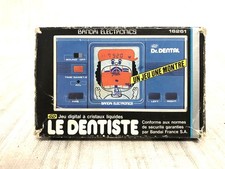 R1 Electronic Game & Watch Lcd Videogame Vintage Dr. Dental Bandai Japan