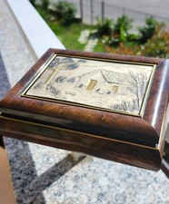 Scatola in legno con coperchio