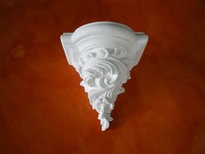 MENSOLA IN GESSO H.26 - L.24 - P.23 cm. KB 021 CAPITELLO ARREDO INTERNO