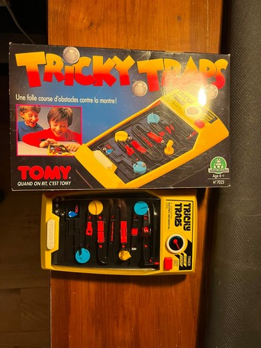 Tomy tricky traps - tricky, con