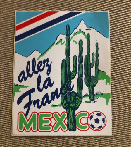 Ancien autocollant football - ,