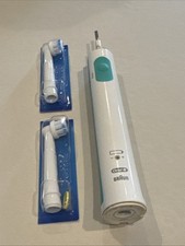 BRAUN ORAL B Spazzolino Elettrico Funzionante base Ricarica 2 Testine Ricambio