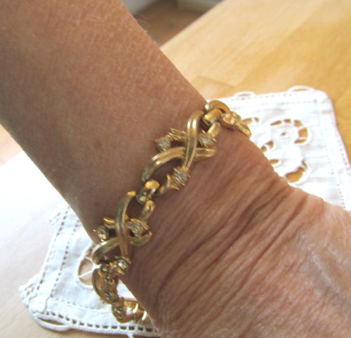 Bracciale firmato trifari - firmato,
