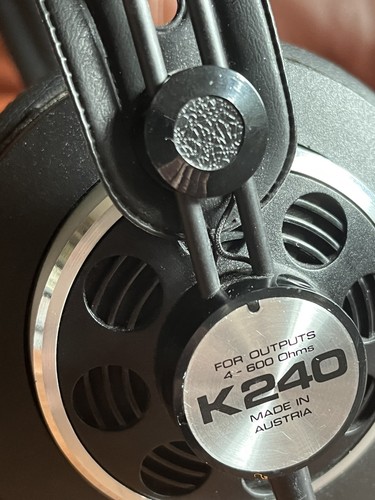 Akg k240 monitor 400 600 - 600, ohm