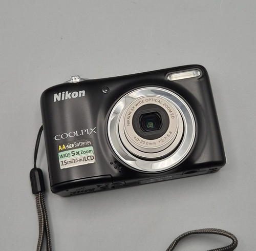 Near mint nikon - [near,
