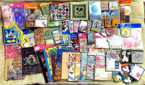 Disney resort memo pad sticky - resort,