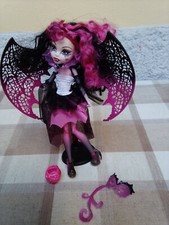 Bambola Monster High Draculaura Halloween (X3716) festa in maschera + accessori