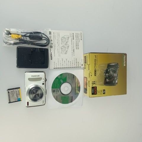 Fotocamera digitale compatta