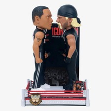 The Rock & Hulk Hogan Icon Vs Icon WWE copertina rivista Bobblehead WWE Wrestling