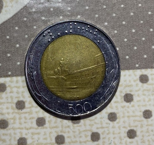 Moneta italiana 500 - 500, lire