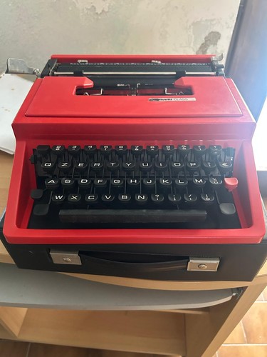 Macchina scrivere olivetti - scrivere,