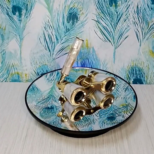 Antico elegante binocolo