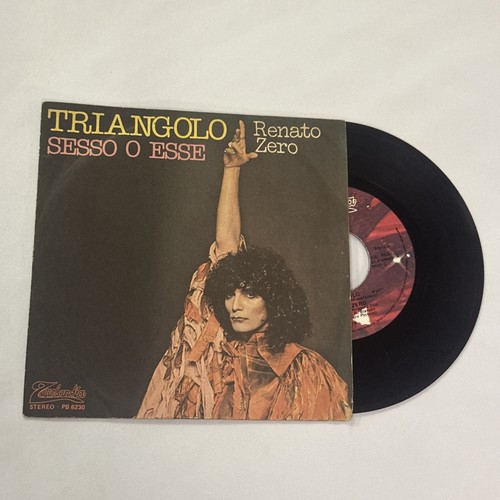 Triangolo sesso essie renato - sesso, e