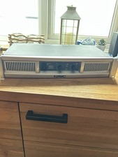 Amplificatore di potenza QSC