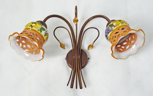 Applique rustico con ceramica