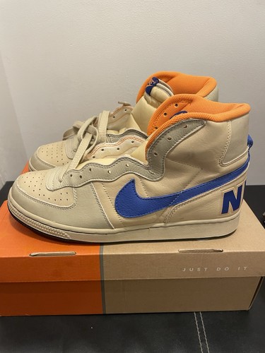 Ultra rare nuove con - nuove, scatola