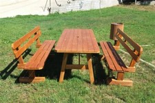 TAVOLO DA GIARDINO IN LEGNO