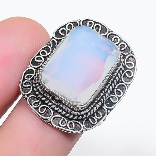 Anello pietra preziosa opale