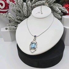 Collana con ciondolo cristallo