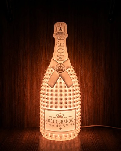 Moët chandon champagne - moët, &