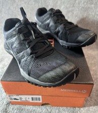 Sneaker da trail Merrill nere