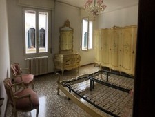 camera da letto completa in stile laccato veneziano