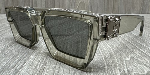 Louis vuitton z1971w 049 - louis,