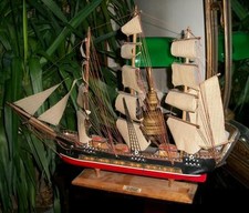 Vecchio modello artigianale nave veliero fregata spagnola "Fragata Siglo XVIII"