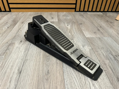 Alesis hat pedale - alesis, hi