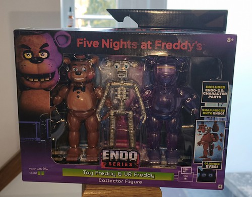 Five nights freddy action - five, freddy's