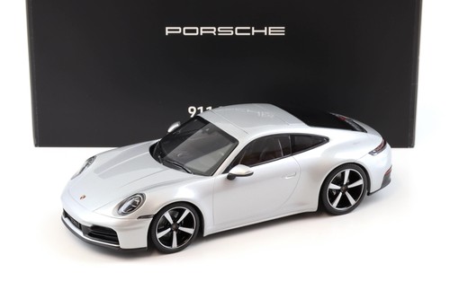 Minichamps porsche 911 - 1:18,