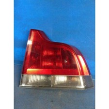 FANALE POST. DX PER VOLVO SERIE 60 (00-09) S60 2.4 20V BIFUEL (103KW) BER. 2000