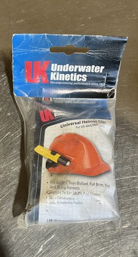 Supporto universale per casco