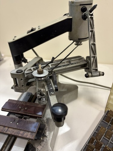 Pantografo gravograph troyes - pantografo,