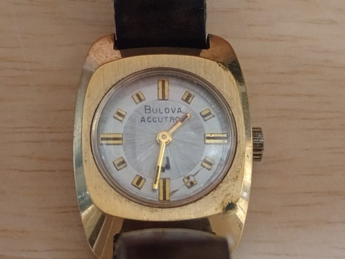 Bulova accutron 10k - bulova, r.g.p