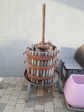 ATTREZZATURE PRODUZIONE VINO TORCHIO MANUALE ANNI 60 PIGIATRICE 27 DAMIGIANE.