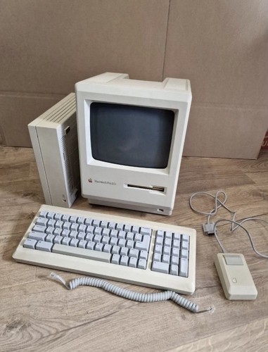 Apple macintosh plus con - plus,