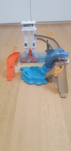 Hot wheels squalo - lo, sta