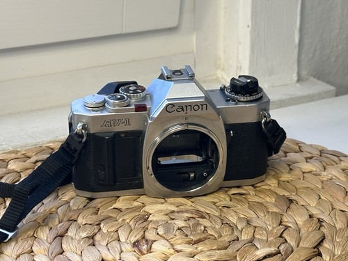 Canon slr fotocamera - av-1,