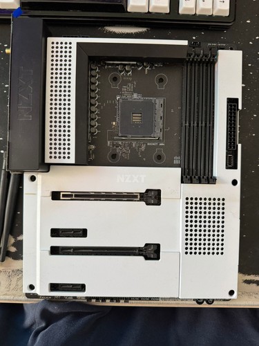 Nzxt b550 matte white - n7,
