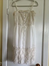 Hem & Thread White Crocheted